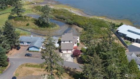 774 Wakina Loop SE Ocean Shores WA 98569