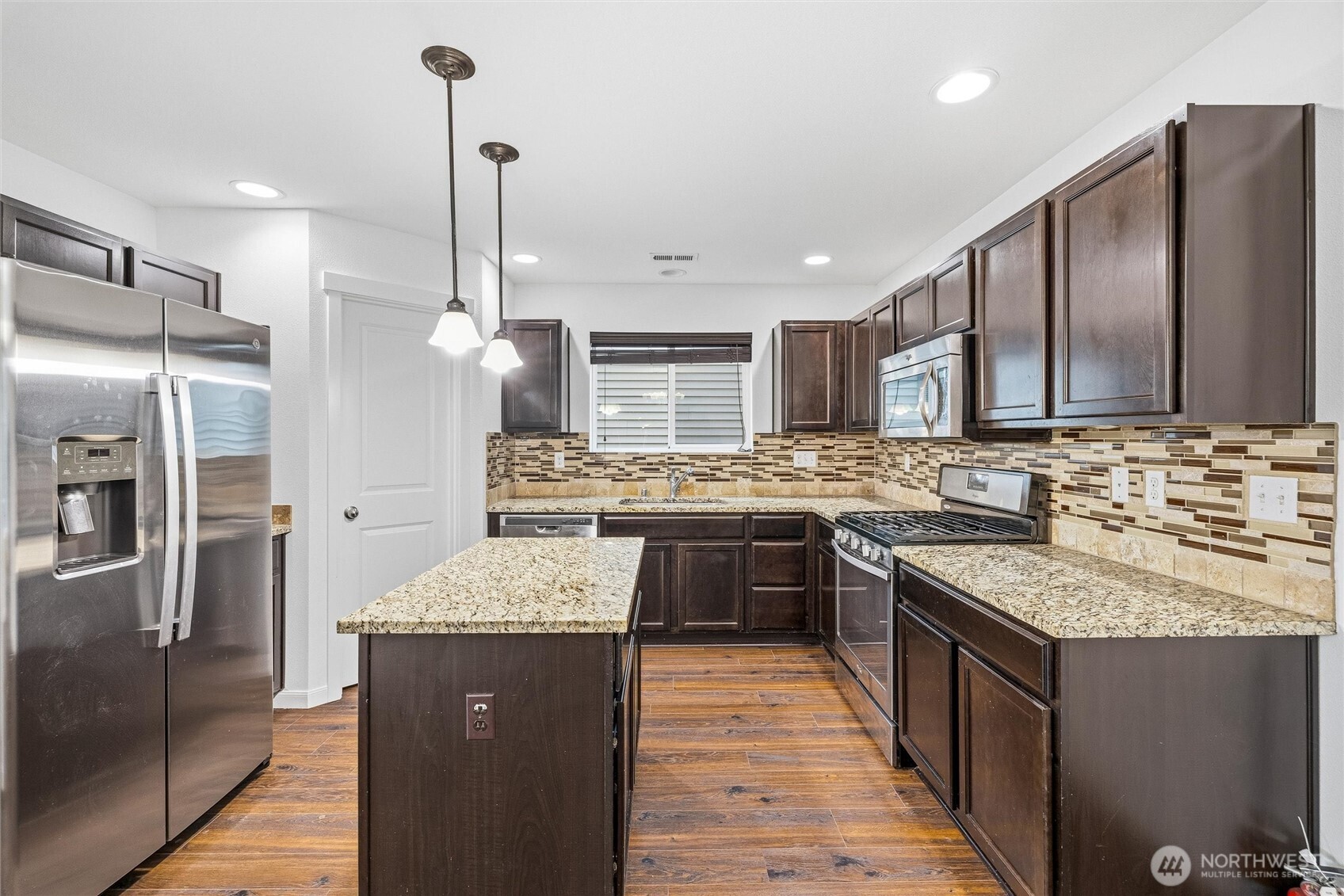 709 Crested Butte Boulevard Mount Vernon WA 98273