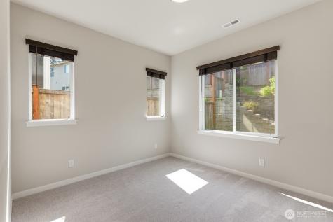 2466 NE Athlon Court Poulsbo WA 98370