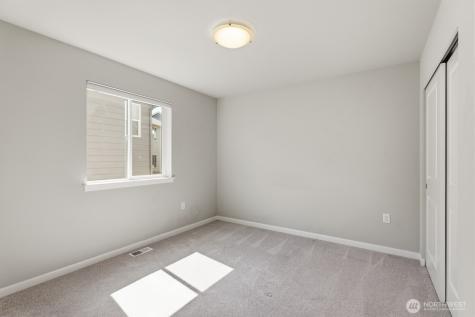 2466 NE Athlon Court Poulsbo WA 98370