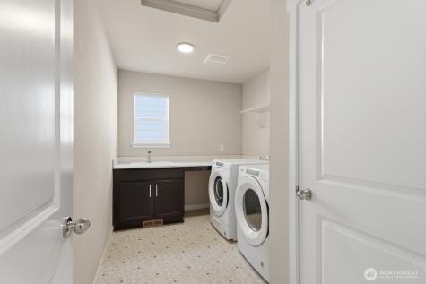 2466 NE Athlon Court Poulsbo WA 98370