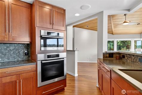 13463 64th Terrace NE Kirkland WA 98034