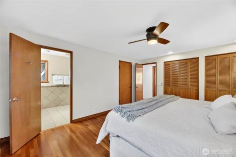 13463 64th Terrace NE Kirkland WA 98034