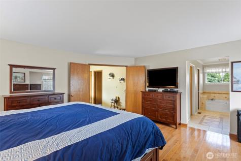 23825 23rd Drive SE Bothell WA 98021