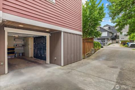 2024 W Bertona Street Seattle WA 98199