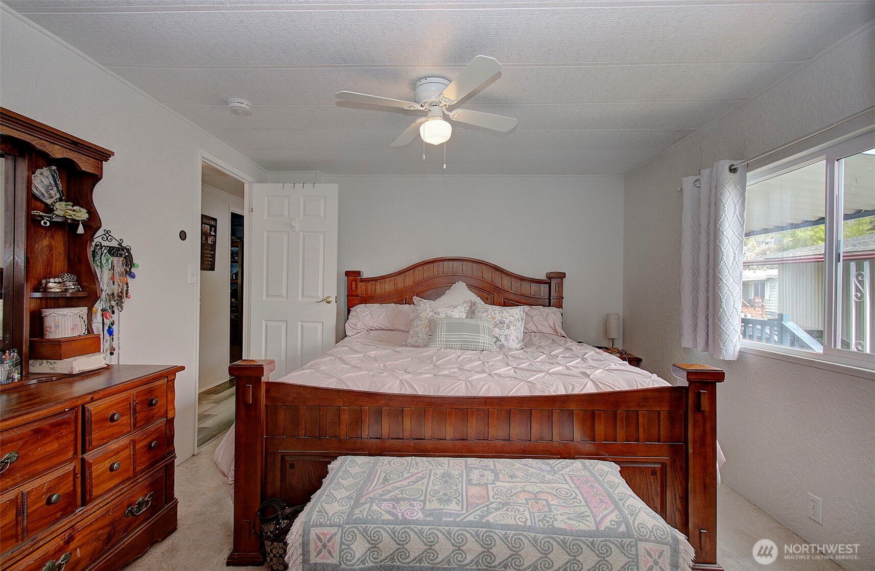 2424 Nightingale Lane Kelso WA 98626