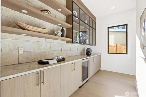 2202 102nd Place SE Bellevue WA 98004