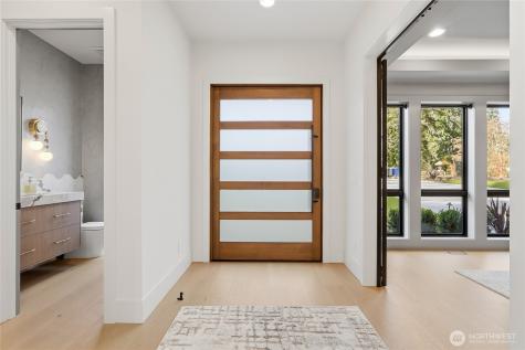 2202 102nd Place SE Bellevue WA 98004