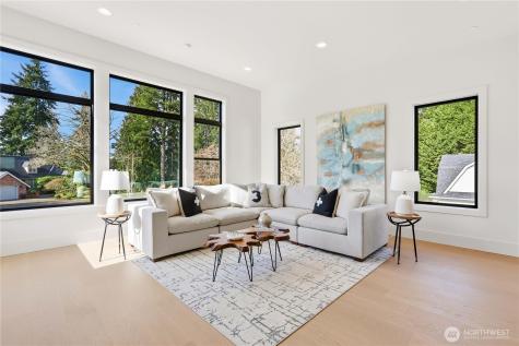 2202 102nd Place SE Bellevue WA 98004