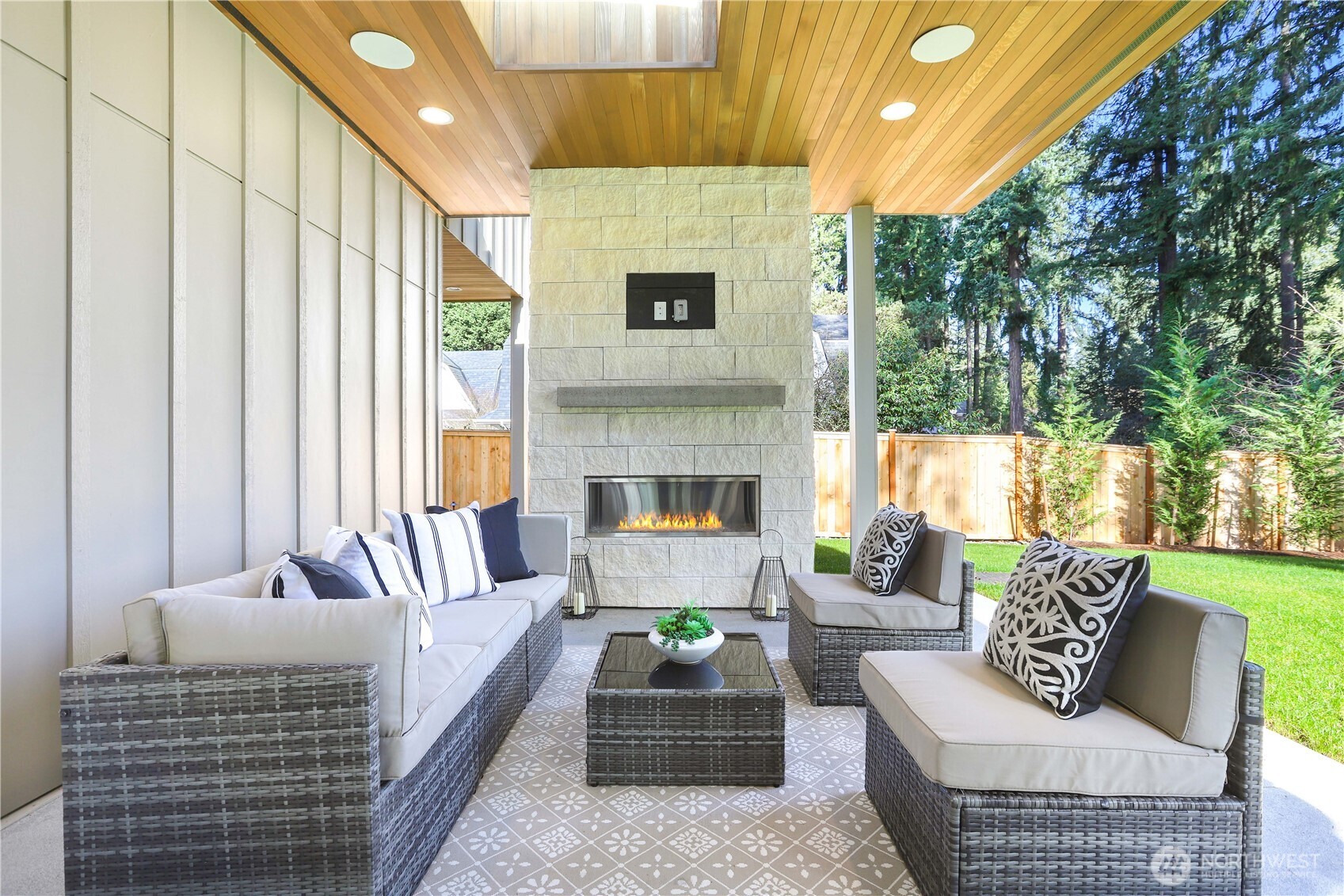 2202 102nd Place SE Bellevue WA 98004