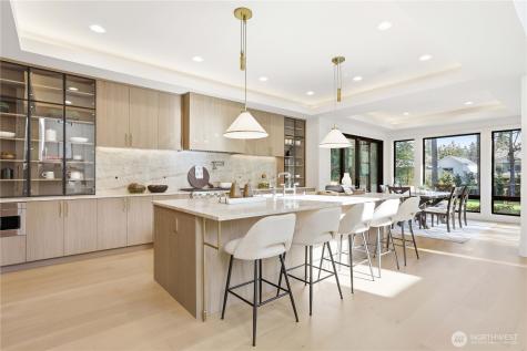 2202 102nd Place SE Bellevue WA 98004