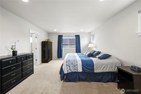 7513 11th Place SE Lake Stevens WA 98258
