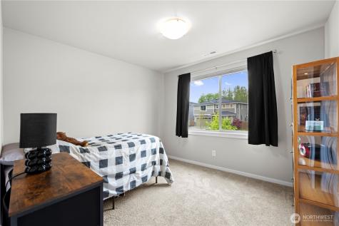 7513 11th Place SE Lake Stevens WA 98258
