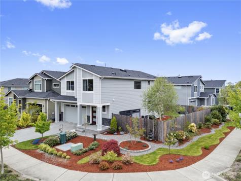 7513 11th Place SE Lake Stevens WA 98258