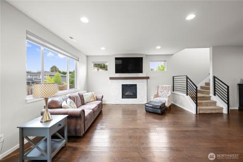 7513 11th Place SE Lake Stevens WA 98258