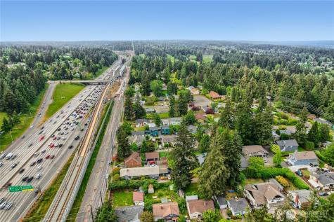 12534 5th Avenue NE Seattle WA 98125