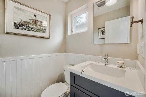 12534 5th Avenue NE Seattle WA 98125