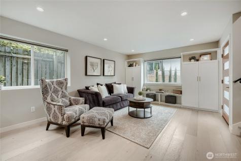 12534 5th Avenue NE Seattle WA 98125