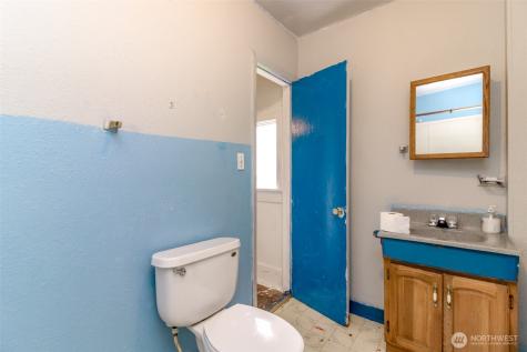 1437 E 30th Street Tacoma WA 98404