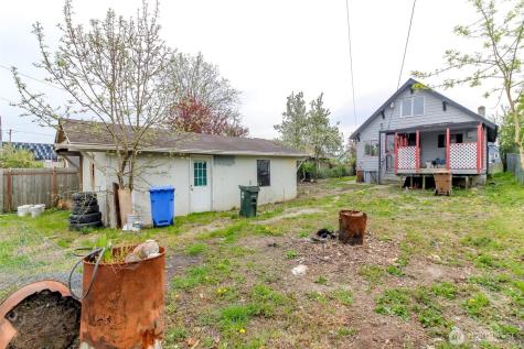 1437 E 30th Street Tacoma WA 98404