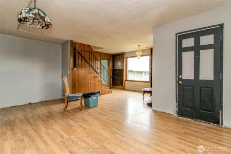 1437 E 30th Street Tacoma WA 98404