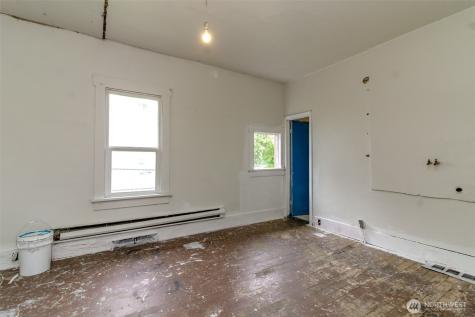 1437 E 30th Street Tacoma WA 98404