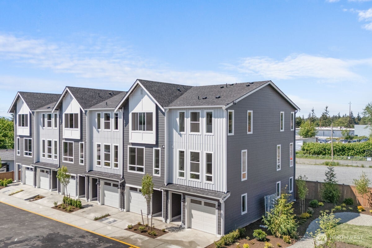 15726 40th Avenue W Lynnwood WA 98087
