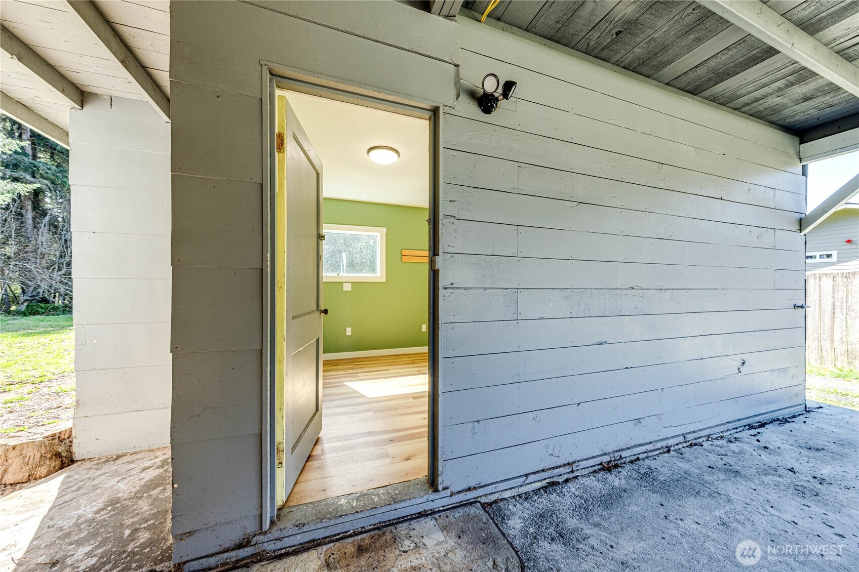 2016 W 10th Street Port Angeles WA 98363