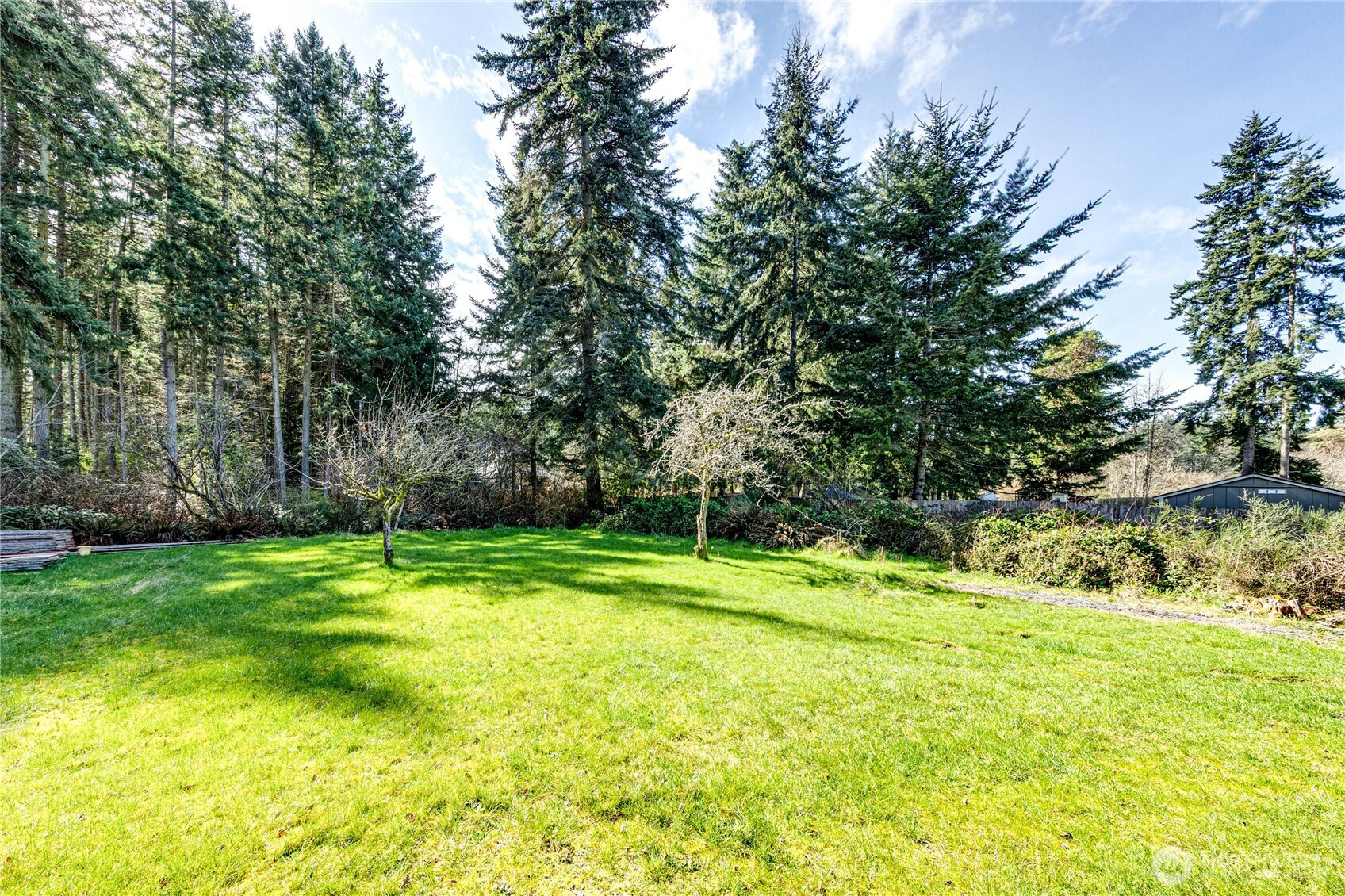 2016 W 10th Street Port Angeles WA 98363