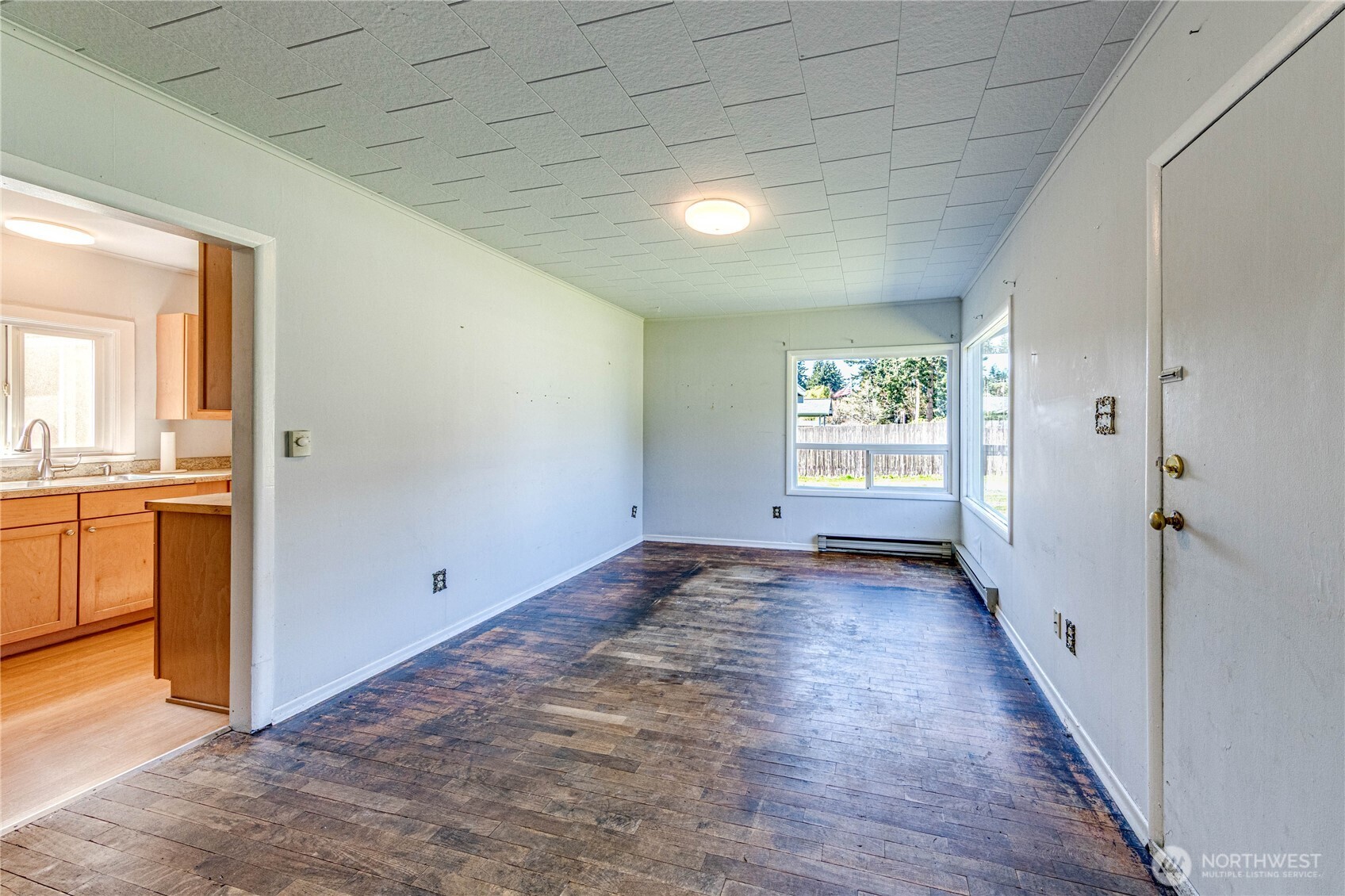 2016 W 10th Street Port Angeles WA 98363