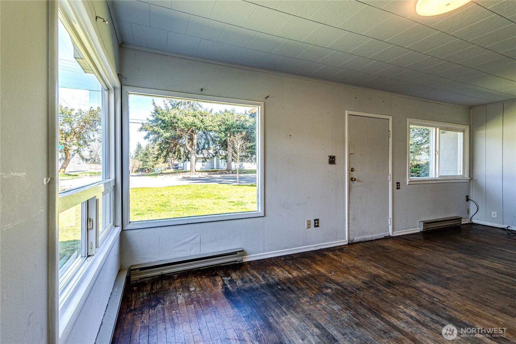 2016 W 10th Street Port Angeles WA 98363