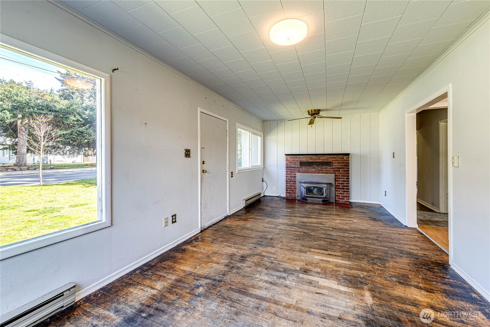 2016 W 10th Street Port Angeles WA 98363
