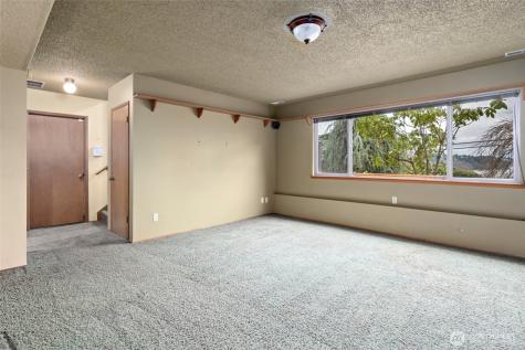 542 Dugualla Road Oak Harbor WA 98277