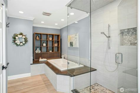 8150 Evergreen Lane Mercer Island WA 98040