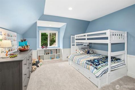 8150 Evergreen Lane Mercer Island WA 98040