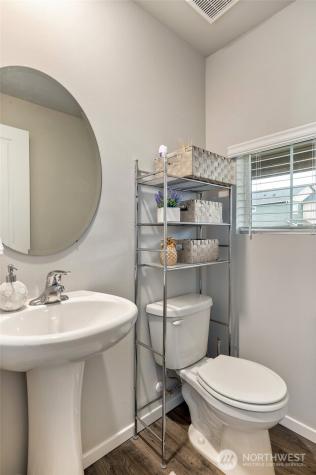 18673 106th Avenue Ct E Puyallup WA 98374