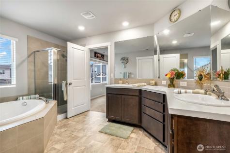 18673 106th Avenue Ct E Puyallup WA 98374