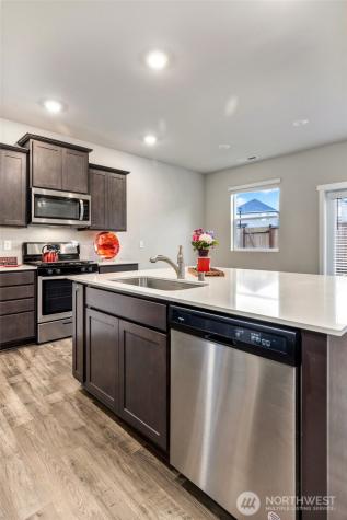 18673 106th Avenue Ct E Puyallup WA 98374