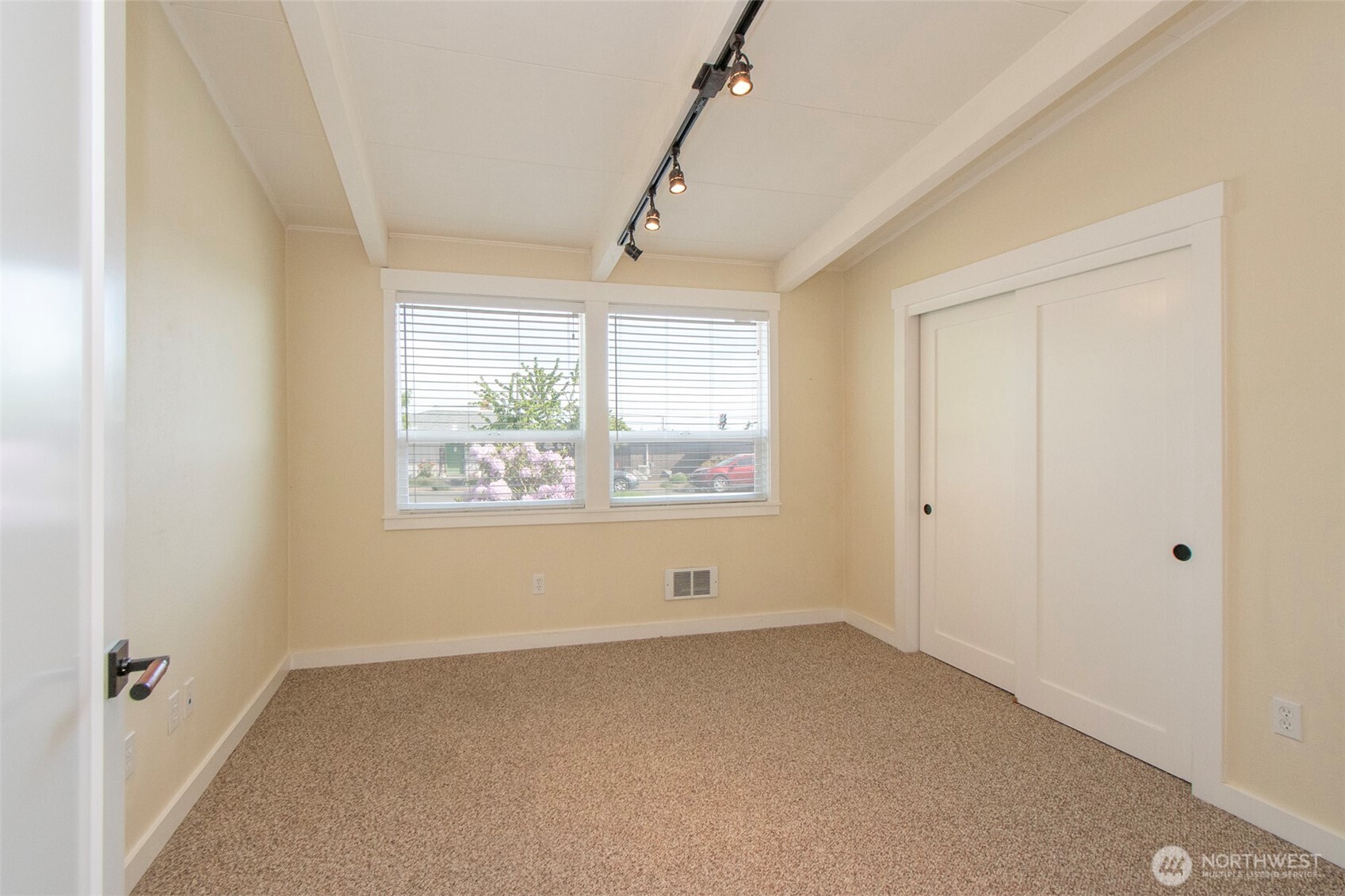 405 W Bell Street Sequim WA 98382
