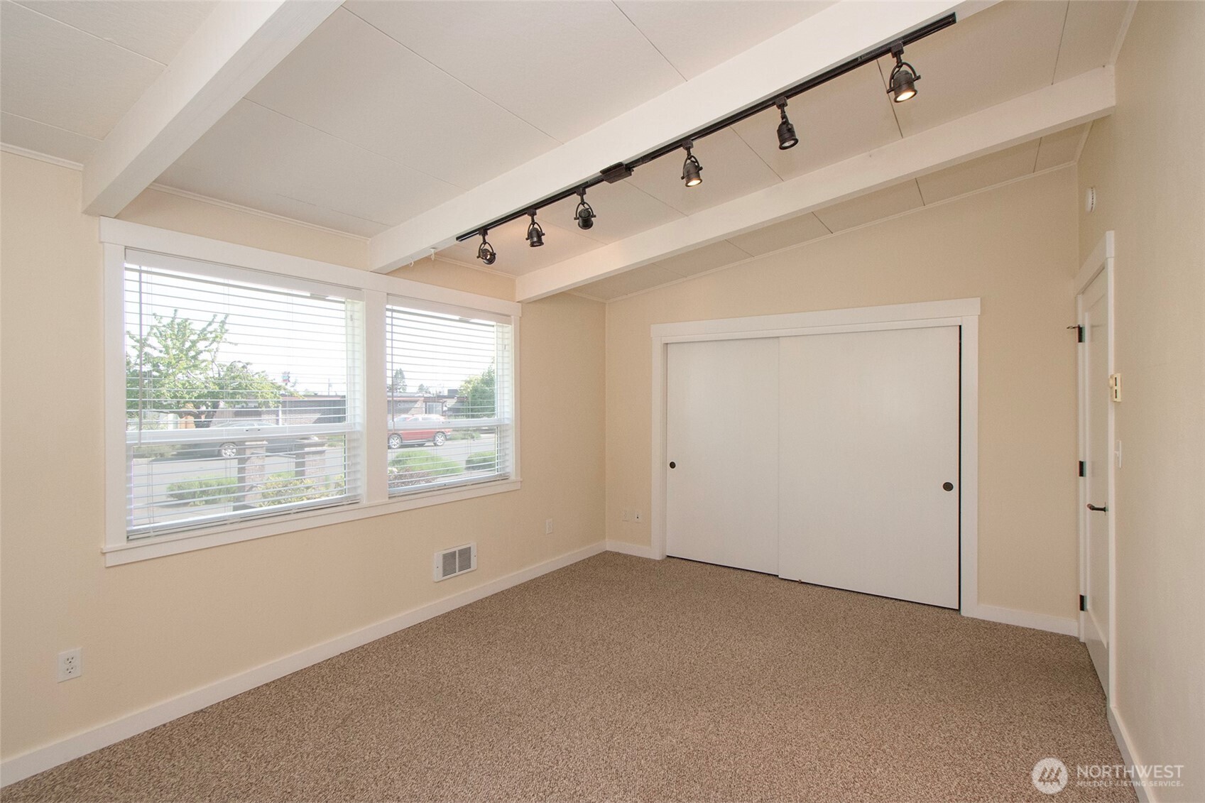 405 W Bell Street Sequim WA 98382
