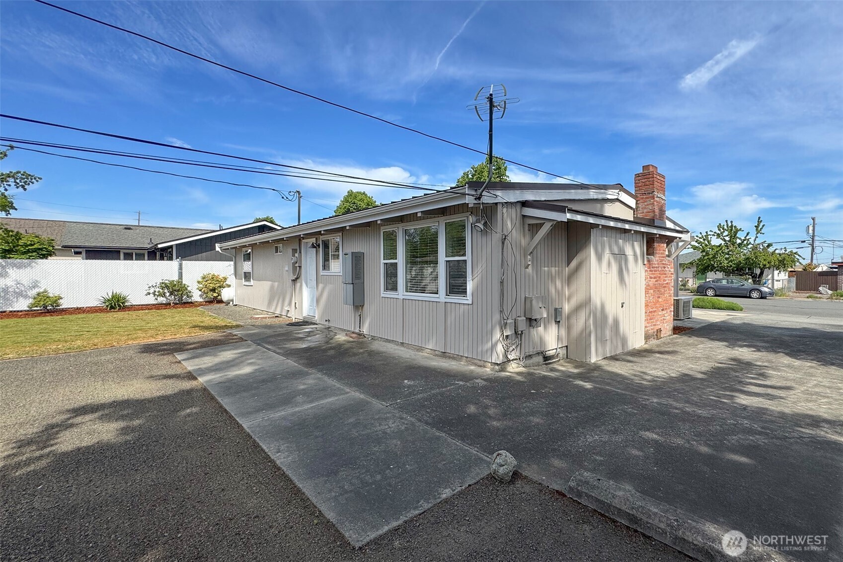 405 W Bell Street Sequim WA 98382