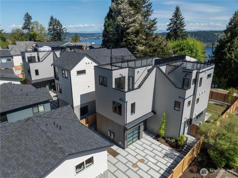 13540 39th Avenue NE Seattle WA 98125