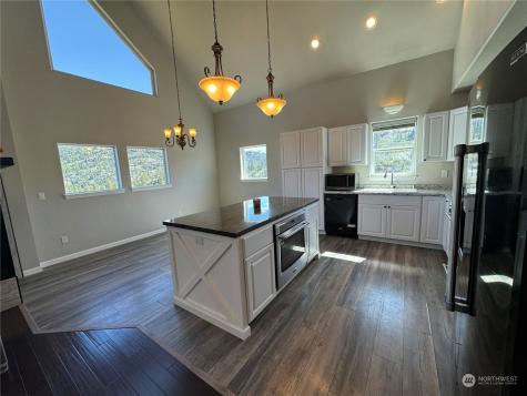 4 Eighme Road Oroville WA 98844