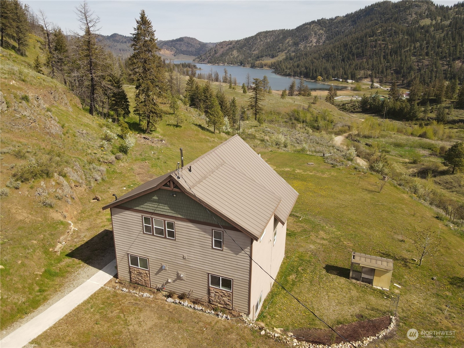 4 Eighme Road Oroville WA 98844