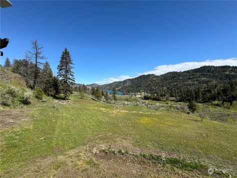 4 Eighme Road Oroville WA 98844