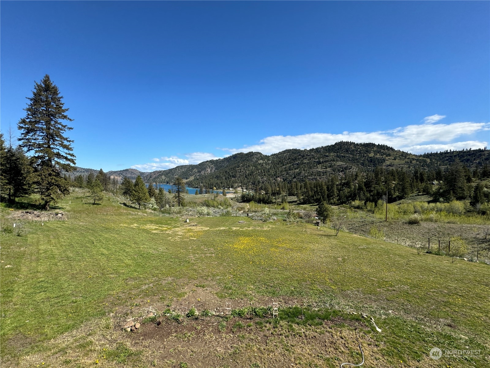 4 Eighme Road Oroville WA 98844