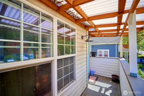 8822 2nd Avenue S Seattle WA 98108