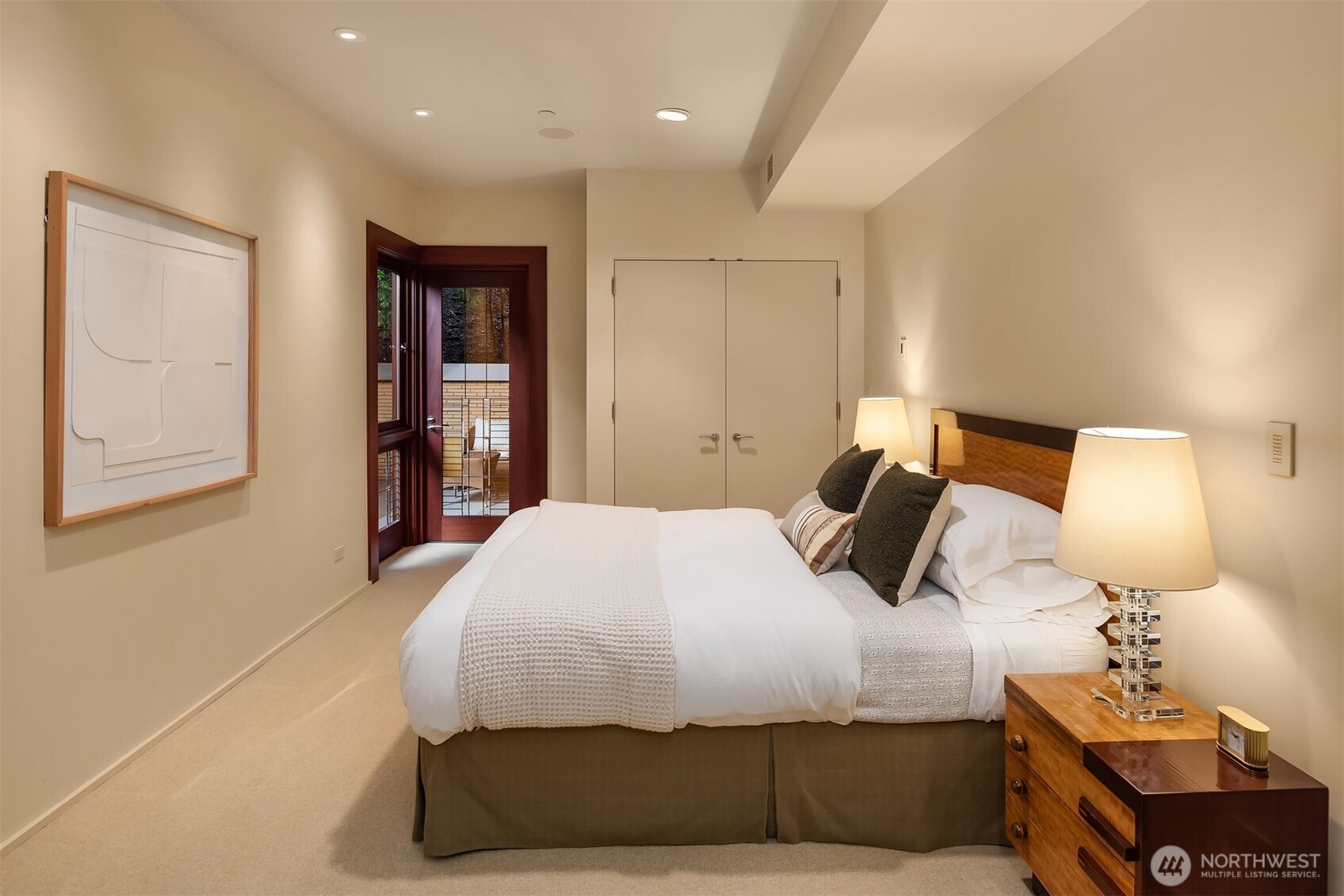 415 Shoreland Drive SE Bellevue WA 98004