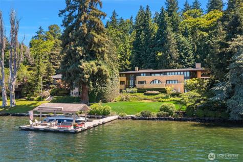 415 Shoreland Drive SE Bellevue WA 98004