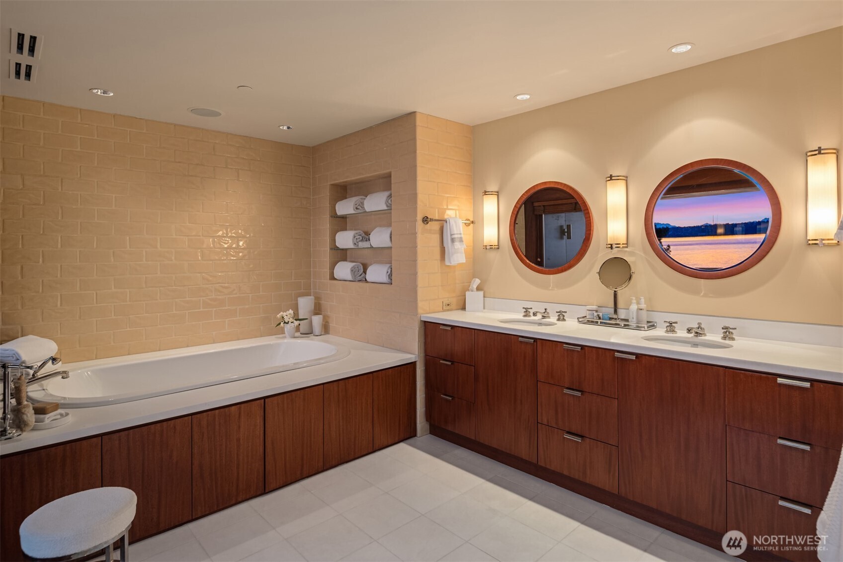 415 Shoreland Drive SE Bellevue WA 98004